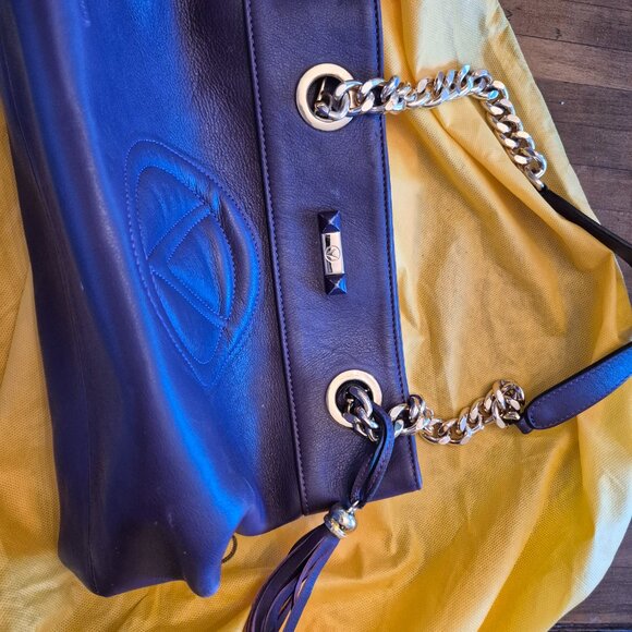 Handbag - Picture 6 of 6